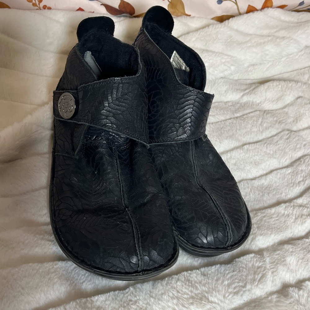 Alegria EU 41/ US 10.5 Caiti 586 Leaf Print Hook Loop Closure Ankle Goth Booties - Picture 7 of 15